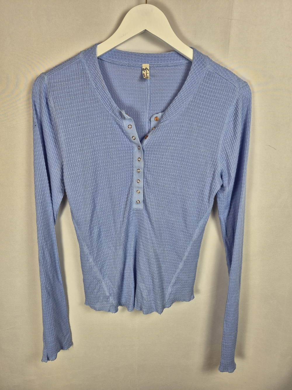 Free People Women's Light Blue Waffle-Knit Long Sleeve Henley Top Size L